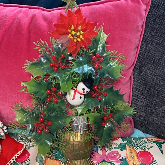 Vintage Christmas lot very adorable pixie Flock Santa vintage plastic Holly Berr - Picture 5 of 12